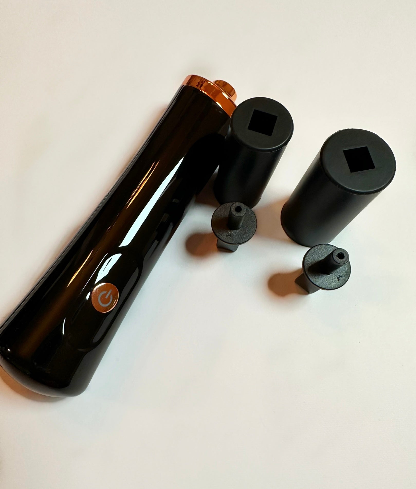 Black Glue Shaker – The Ki to Beauty